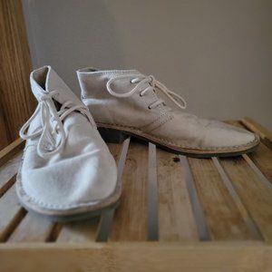 Light Brown Desert Boots